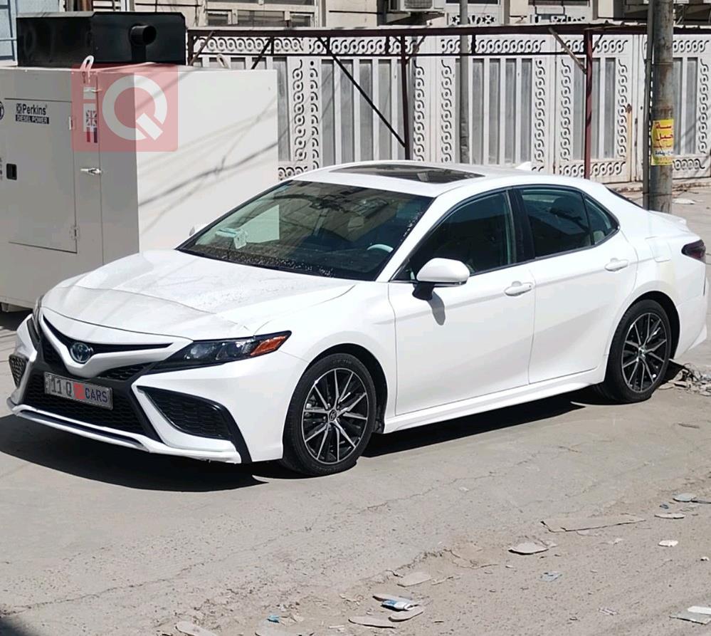 تۆیۆتا کامری